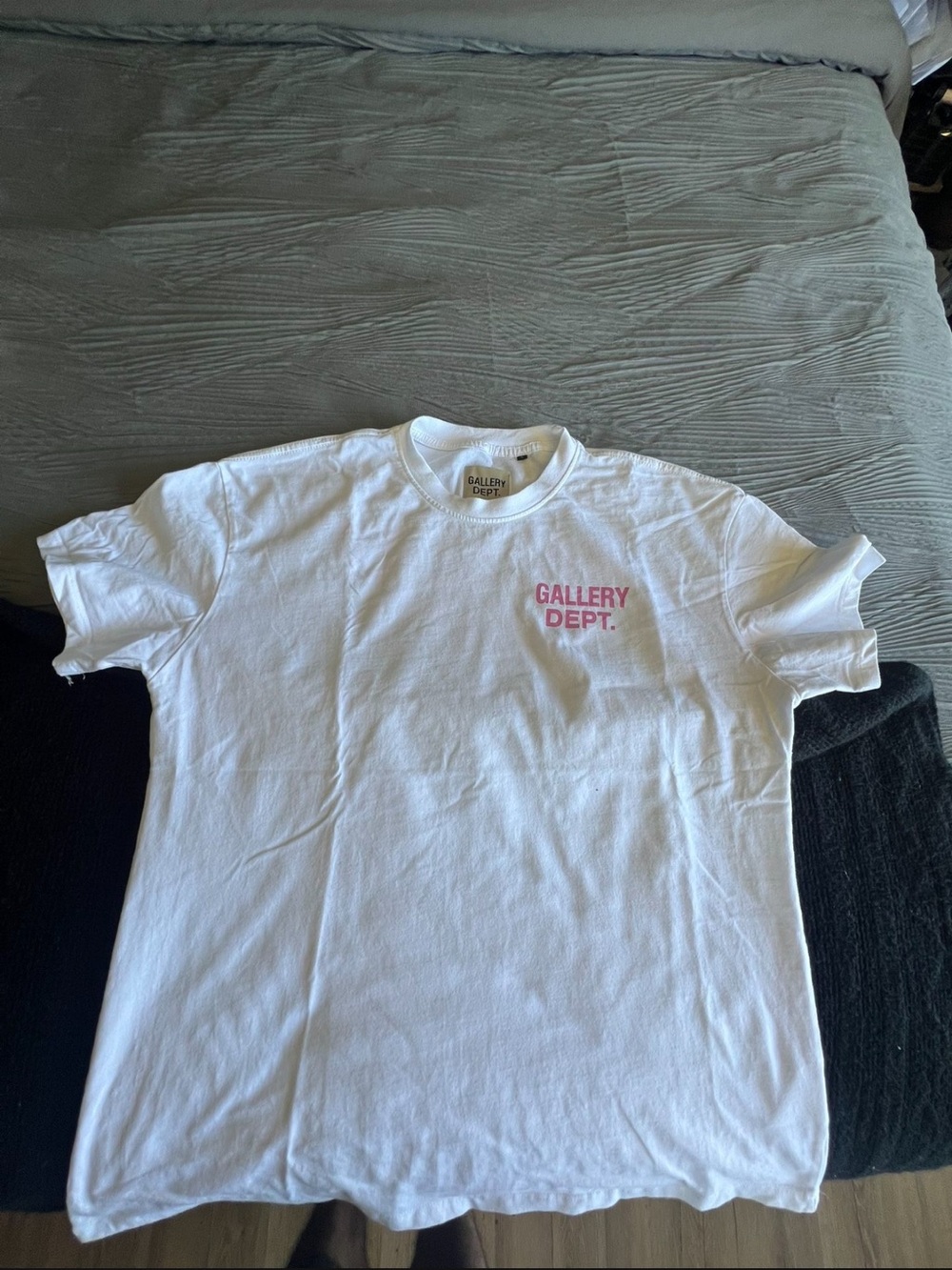 Gallery Dept White Tee with Pink Logo - Picture 3 of 4